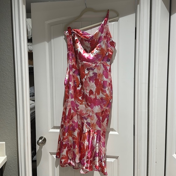 One Shoulder Dress - Picture 1 of 1